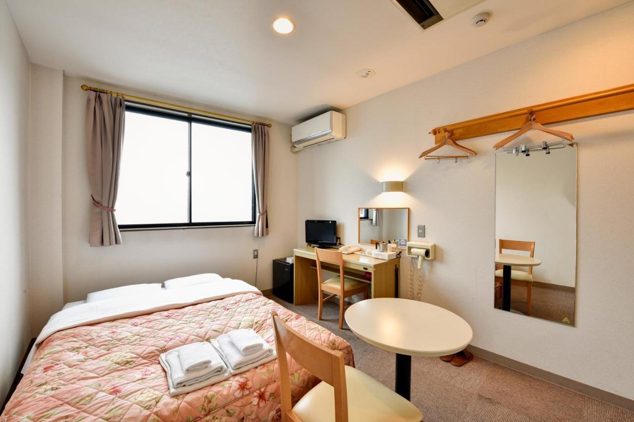 Hotel Hana Takayama  Buitenkant foto
