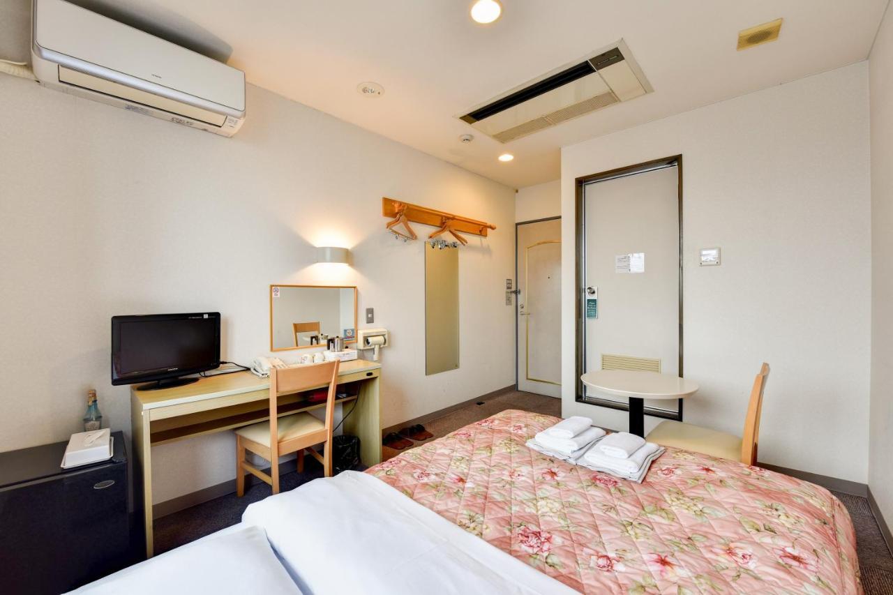 Hotel Hana Takayama  Buitenkant foto
