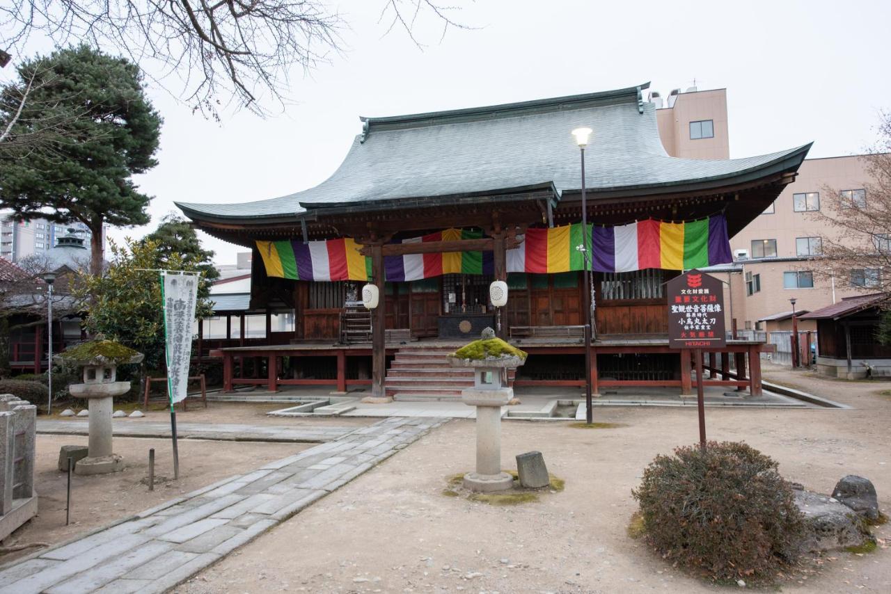 Hotel Hana Takayama  Buitenkant foto